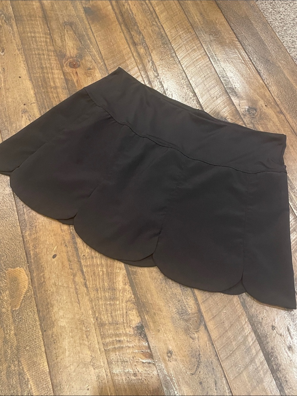 Fila Women's Black Scalloped Hem Skort D48